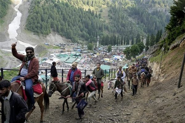 Amarnath Yatra: Connecting with Faith Amidst Nature's Grandeur