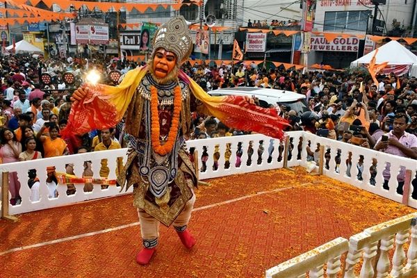 Discovers the Regional Variations in Ram Navami Celebrations