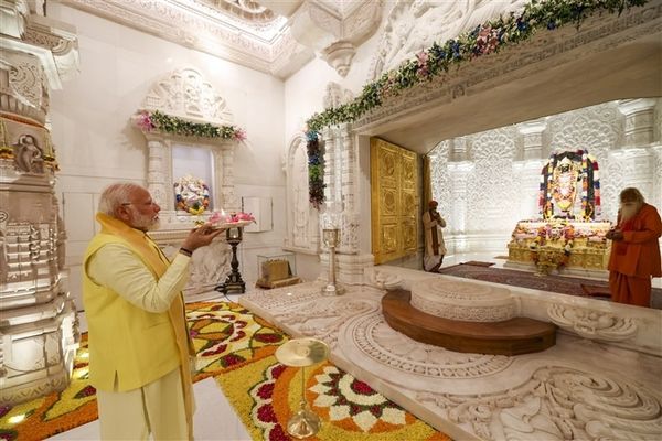 PM Modi's Visit to Ram Lalla and Community Celebration in Ayodhya