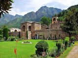A Trip Through Film Locations in Kashmir