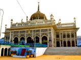 Top Tourist Places To Visit In Lucknow