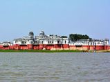 5 Mind-Blowing Water Palaces in India!
