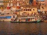 A Virtual Tour to Dashashwamedh Ghat in Varanasi!