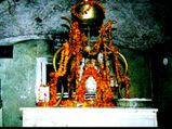 Visit the Peer Kho Cave Temple in Jammu