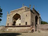 Chini Ka Rauza – A Splendid Mausoleum!