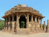 Gujarat’s Modhera Sun Temple: Where History And Elegance Meet