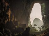 The Caves Of Mulu: World's largest Cavern