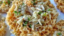 The Ultimate Guide to Jodhpur Street Food: From tangy Mirchi Vadas to crunchy Pyaaz Kachoris 
