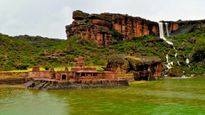 Bengaluru Tourism Shares Pics of Badami's Rain-Washed Temples by the Lake for Monsoon Lovers