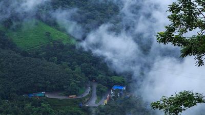 ಕೇರಳದ ಈ ಗಿರಿಧಾಮ ಈಗ ಪ್ರವಾಸಿಗರ ಮೊದಲ ಆಯ್ಕೆ…ಯಾಕೆ, ಎಲ್ಲಿದೆ, ಹೇಗಿದೆ ಗೊತ್ತಾ?