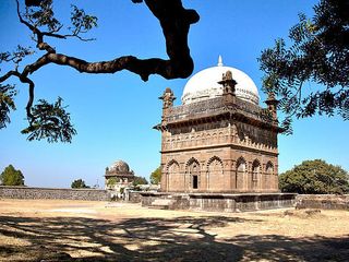 Travel Through Time Aurangabad 000117 Pg