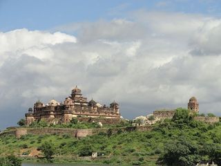 Datia Palace In Madhya Pradesh Hindi