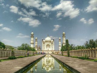 Mini Taj Mahal Of India Hindi