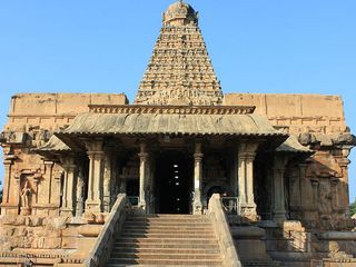 Brihadeeswarar Temple Thanjavur Hindi
