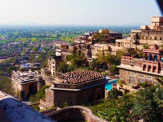Weekend Getaway Neemrana