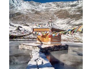 Trek The Hidden Yulla Kanda Lake Himchal Pradesh Hindi