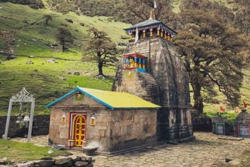 Madmaheshwar Temple Uttarakhand Opening Dates Timings History Attractions And How To Reach In Hindi
