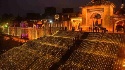 Dev Diwali 2023 Varanasi What Will Be Special This Year Every Ghat Gets Illuminated With Deeyas