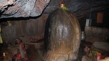 Madhya Pradesh Mahabharat Era Gupteswar Mahadev Temple Asirgarh Fort Ashwatthama Worships Everyday