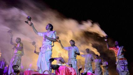 Delhi Yamuna Aarti Has Now Started On Vasudev Ghat Like Varanasi Rishikesh