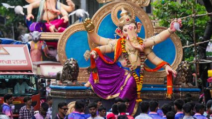 Ganesh Chaturthi 2024 Lucknow More Than 110 Pandals Are Being Built Including Like Chittorgarh Fort