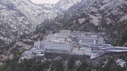 Prayagraj To Vaishno Devi Dham Katra Direct Train Know Route And Timing