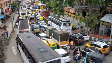 Bangalore Defense Ministry Will Give 22 Acres Of Land To Widen Road Know Which Areas Will Benefit