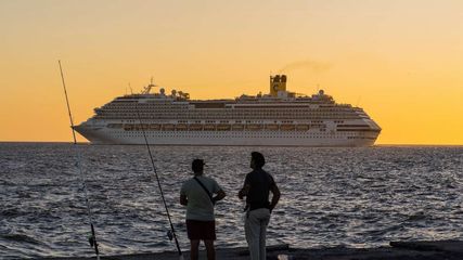 Ahmedabad Enjoy Country First Luxury Cruise In Sabarmati Know About Its Route Features And Fare