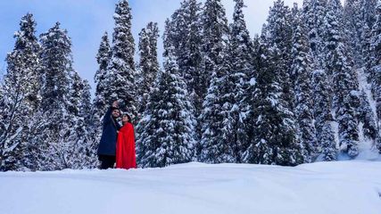Kashmir Gulmarg Tangmarg Declared Tobacco Free Places Smoking Strictly Banned Heavy Fine Imposed