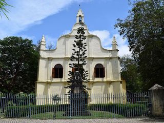 St. Francis Church, Kochi – Reminiscing the Old European Charm!