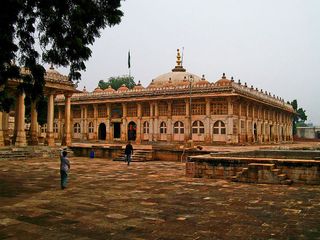 Rediscovering Sarkhej Roza in Ahmedabad