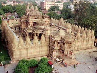 Hutheesing Jain Temple – An Impeccable Work Of Architecture