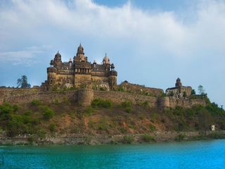 10 Best Places To Visit In Madhya Pradesh In April