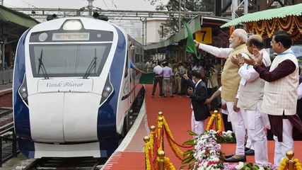 Prime Minister Modi Inaugurates Vande Bharat and Amrit Bharat Trains to Bengaluru