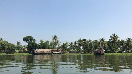 Padanna Uncovered: Experience the Soul of Kerala's Backwaters