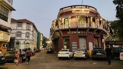 Mumbai's Kala Ghoda to Become Pedestrian-Only Zone on Weekends Starting Sept 2024