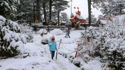 IMD Predicts Heavy Snowfall for Himachal, Uttarakhand and J&K; Plan Your Weekend Accordingly