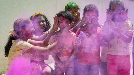 Holi 2025 in Bengaluru: 10 Amazing Places to Experience the Festival of Colors