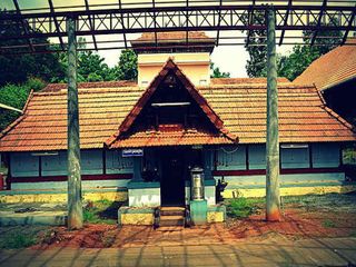 ಕೇರಳದ ಏಳು ಆಶ್ಚರ್ಯಕರ ದೇವಸ್ಥಾನಗಳು