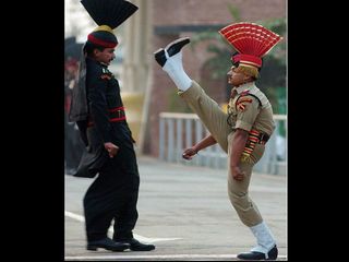 ಪಾಕಿಸ್ತಾನಕ್ಕೆ ಸೆಡ್ಡು ಹೊಡೆದು ಕಂಗೊಳಿಸುವ ಅಮೃತಸರ