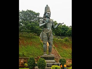 ಚಿನ್ನ ತಿರುಪತಿ, ಅಣ್ಣಮಾಚಾರ್ಯ ಏನು ವಿಶೇಷತೆ?