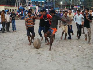 ಚೆಂಡಾಟ ಇಷ್ಟಪಡುವ ರಾಜರಾಜೇಶ್ವರಿ ದೇವಿ!