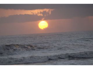 ಕರಾವಳಿಯಲ್ಲಿ ನಿಂತಿರುವ ಸುಂದರ ಸಮುದ್ರಗಳು...