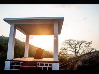 ಸುಮ್ಮನೆ ನಿಲ್ಲಿ! ಮೊದಲು ಕಾರಿಂಜ ನಾಯಕನಿಗೆ!