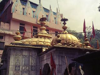 ಜ್ವಾಲೆಯ ಸ್ವರೂಪದಲ್ಲಿ ಆದಿ ಶಕ್ತಿಯ ದರ್ಶನ ಭಾಗ್ಯ ಪಡೆಯಿರಿ