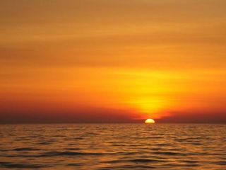 ಮರಿನಾ ಬೀಚ್‍ನಲ್ಲಿ ಈಜಲು ಹೋದರೆ ಏನಾಗುತ್ತದೆ ಗೊತ್ತ?