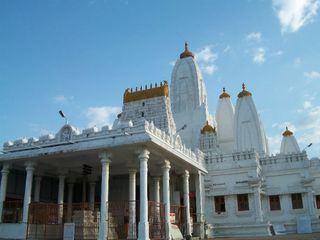 ಓಂಕಾರೇಶ್ವರ ಗುಡ್ಡಕ್ಕೆ ಹೋಗಿದ್ದೀರಾ...ದೇವರ ದರ್ಶನಾನೂ ಆಗುತ್ತೆ...ಟ್ರಕ್ಕಿಂಗೂ ಆಗುತ್ತೇ