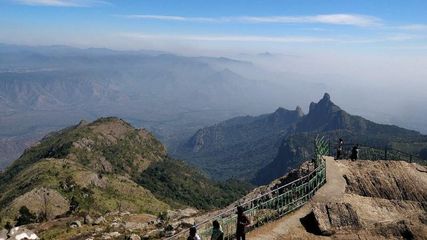 ವೀಕೆಂಡ್‌ ಎಂಜಾಯ್‌ಗೆ, ಚೌಕಾಶಿ ಮಾಡುವವರಿಗೆ, ಮಳೆ ಪ್ರಿಯರು ತಡಮಾಡದೆ ಕೋಟಗಿರಿಗೆ ತೆರಳಿ... ಇದಕ್ಕೆಲ್ಲಾ ಉತ್ತಮ ಸಮಯವಿದು