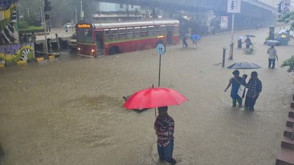 ಪ್ರವಾಸಿಗರೇ… ಭಾರಿ ಮಳೆ ಹಿನ್ನೆಲೆ ಈ ಸ್ಥಳಗಳಿಗೆ ಪ್ರವಾಸ ಮಾಡುವ ಮುನ್ನ ಎಚ್ಚರದಿಂದ ಇರುವುದು ಒಳ್ಳೆಯದು