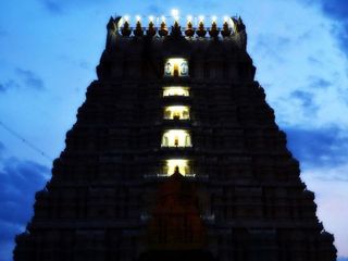 40 ஆண்டுகளுக்கு ஒருமுறை மட்டுமே காண முடியும் வரதராஜப் பெருமாள்! எங்கே தெரியுமா?